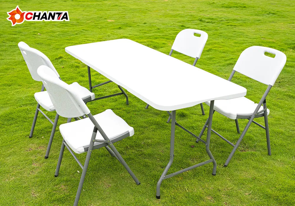white plastic folding table